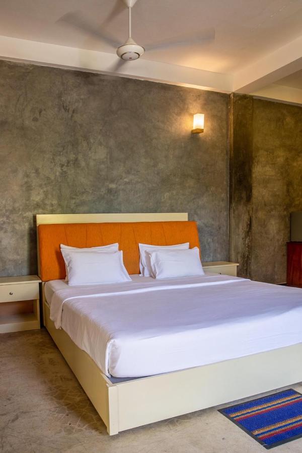 Hotel Bliss By Epic Collection à Unawatuna Extérieur photo